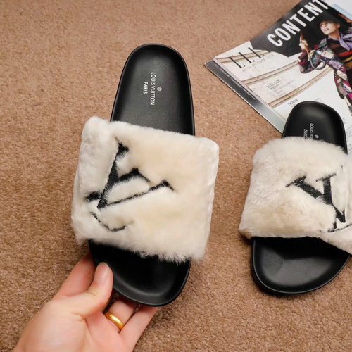 Louis Vuitton Slippers Wmns ID:20190503a308
